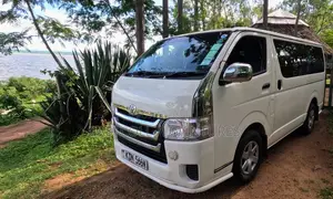 10-Seater Van for Hire With Driver – Executive Hiace, Nairobi