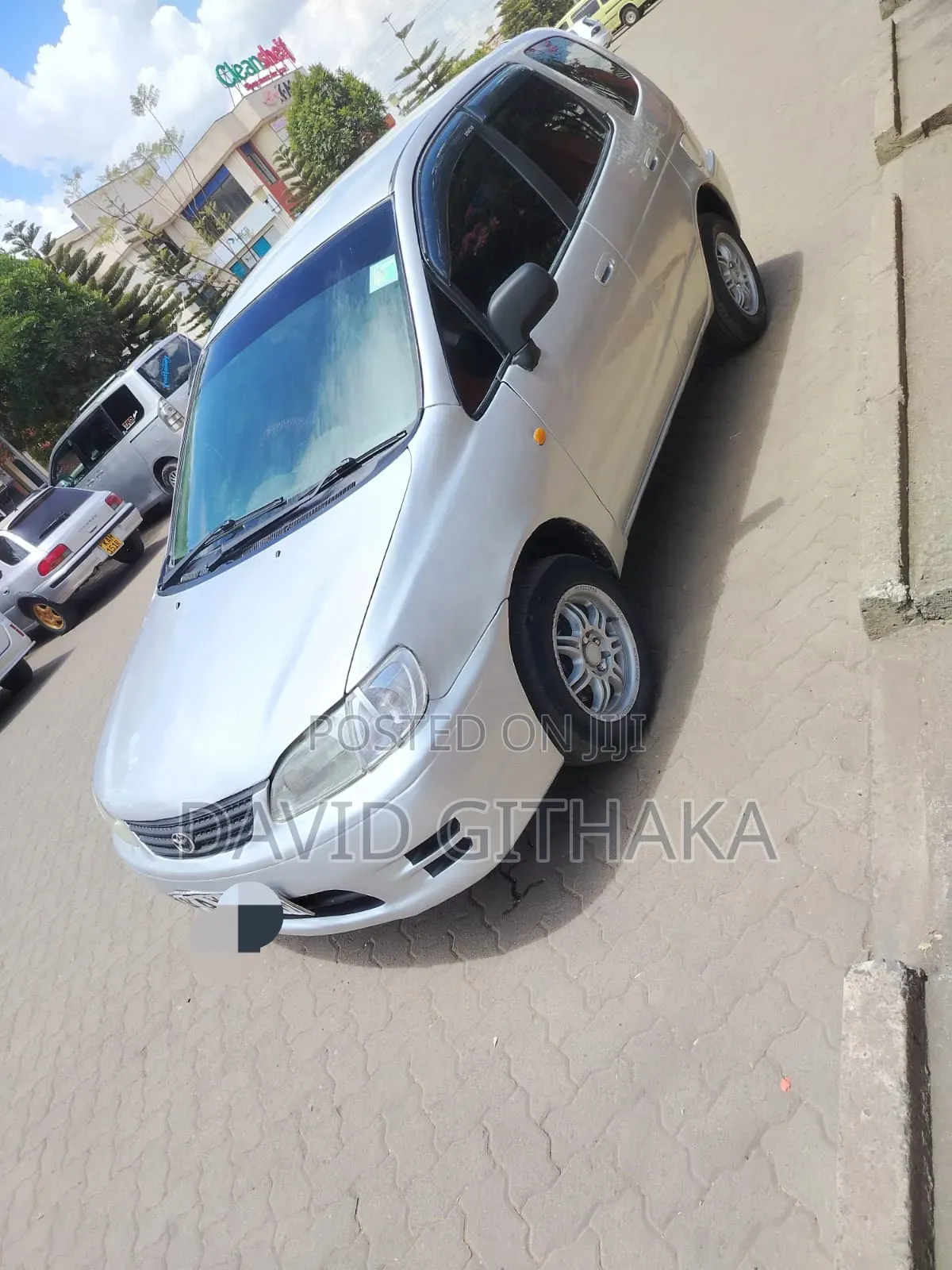 Toyota Corolla Spacio 2000 Silver