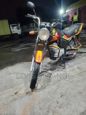 Honda CB 2022 Red