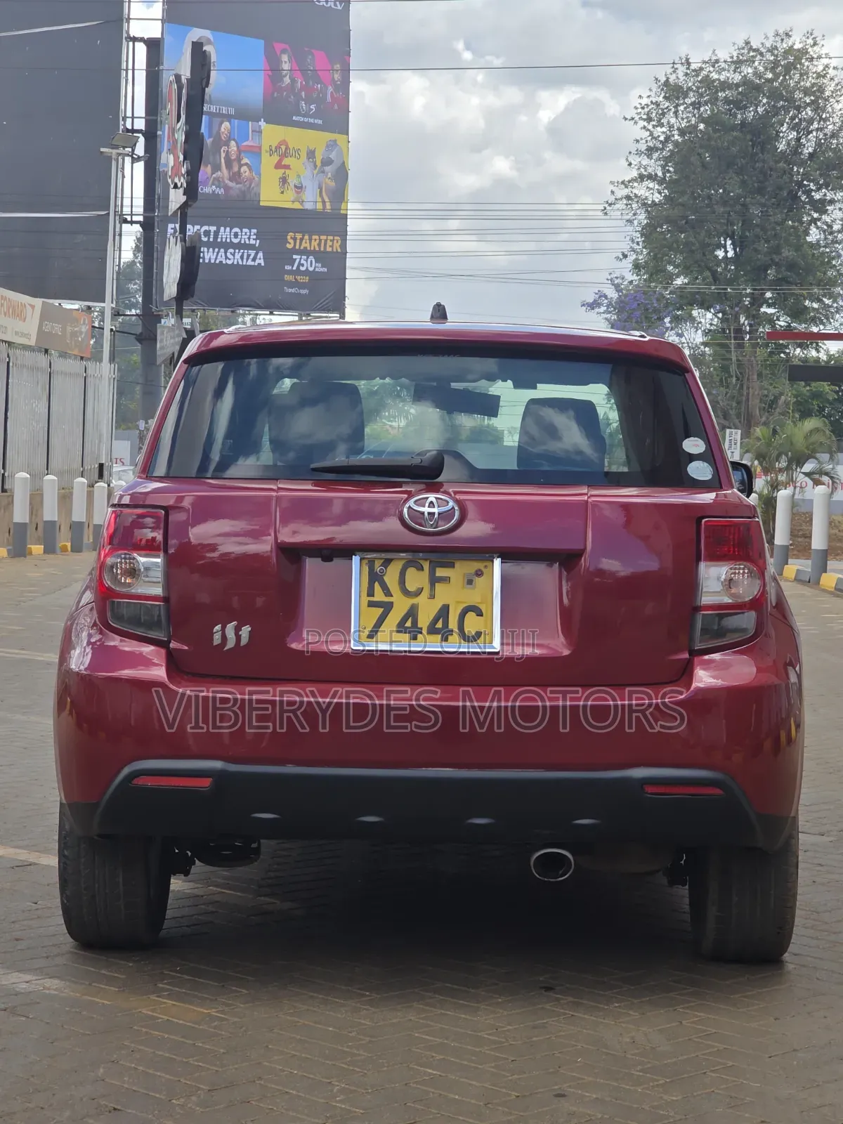 Toyota IST 2008 Red