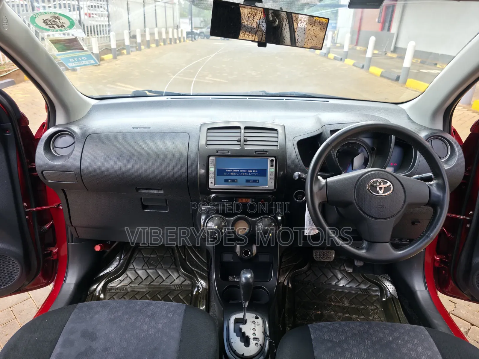 Toyota IST 2008 Red