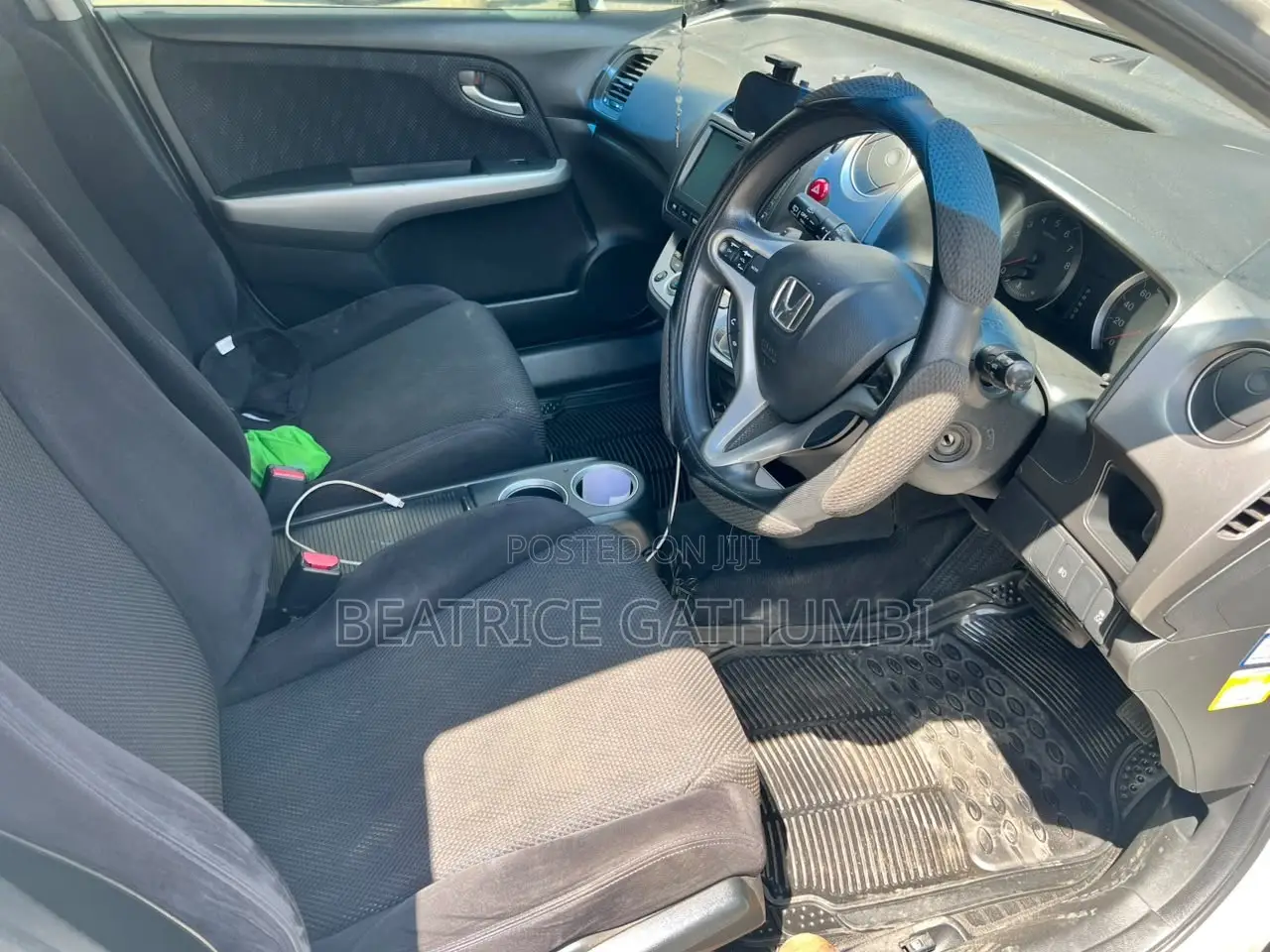 Honda Stream 2012 Pearl