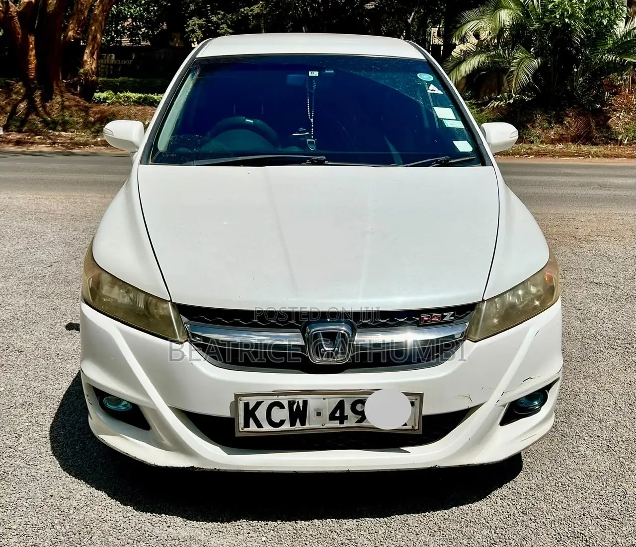 Honda Stream 2012 Pearl