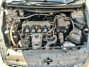 Honda Stream 2012 Pearl