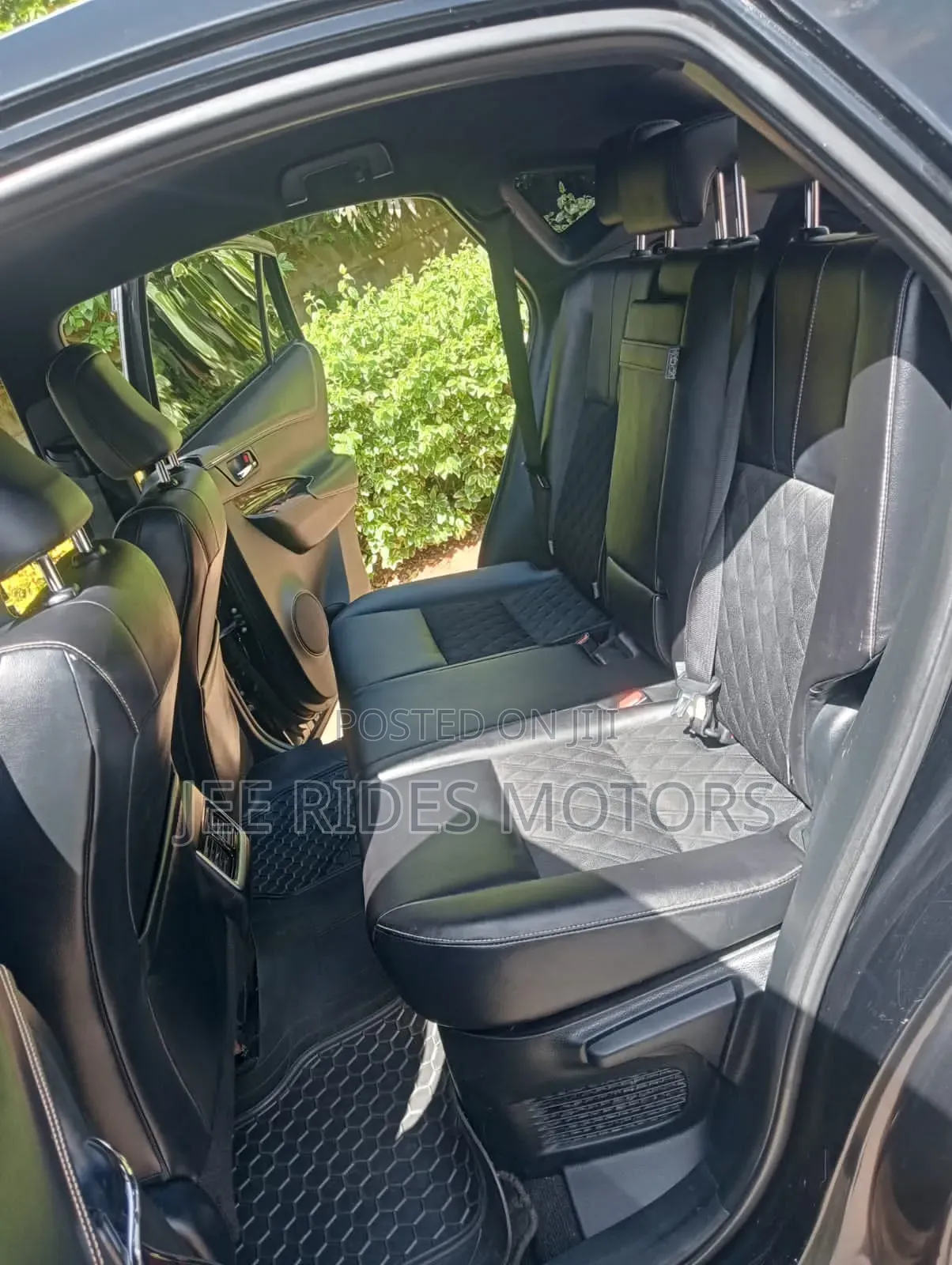 Toyota Harrier 2014