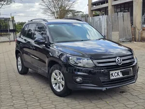 Volkswagen Tiguan S 4Motion 4dr SUV AWD (2.0L 4cyl Turbo 6A) 2015 Black