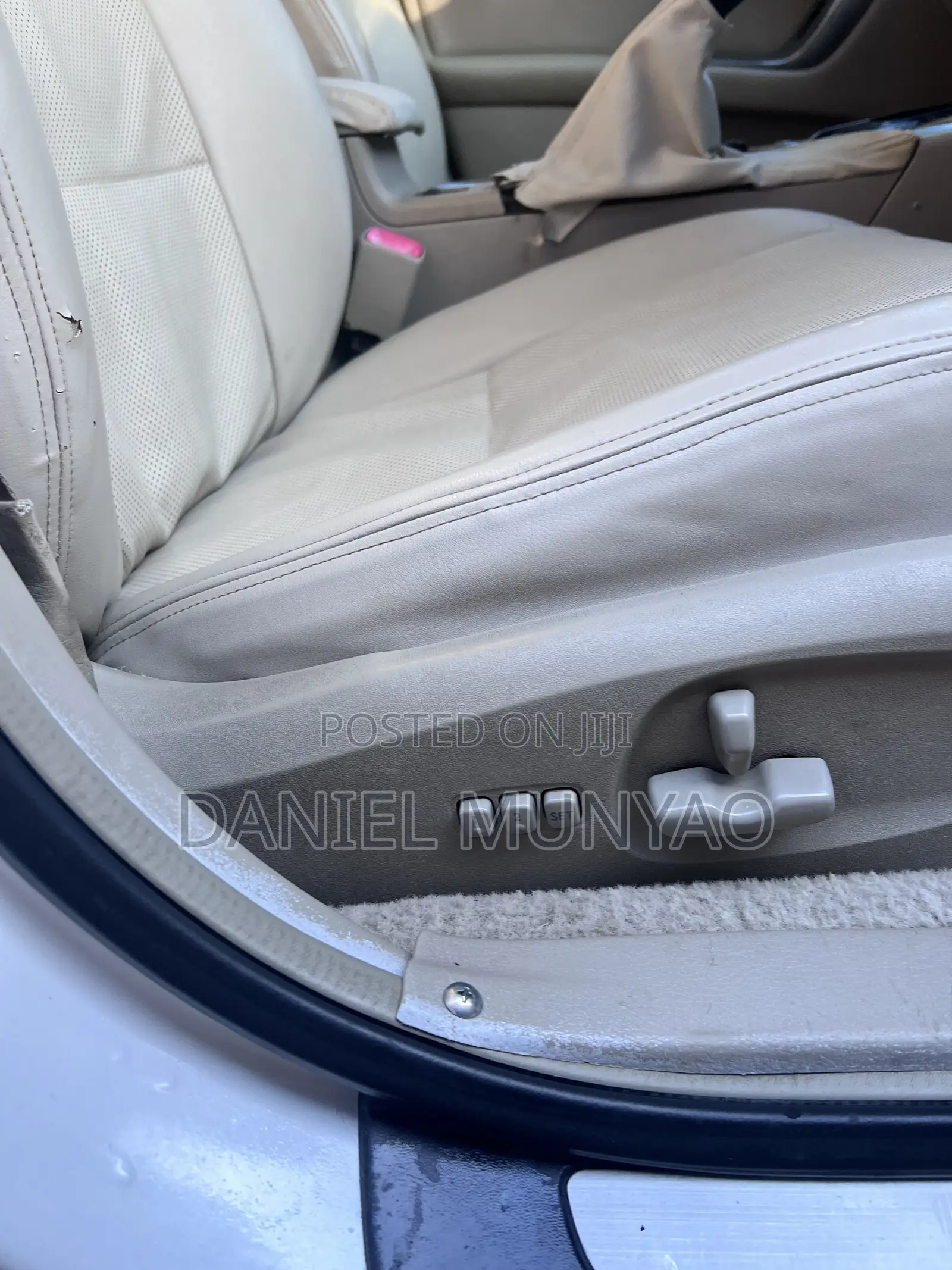 Subaru Legacy 2008 White