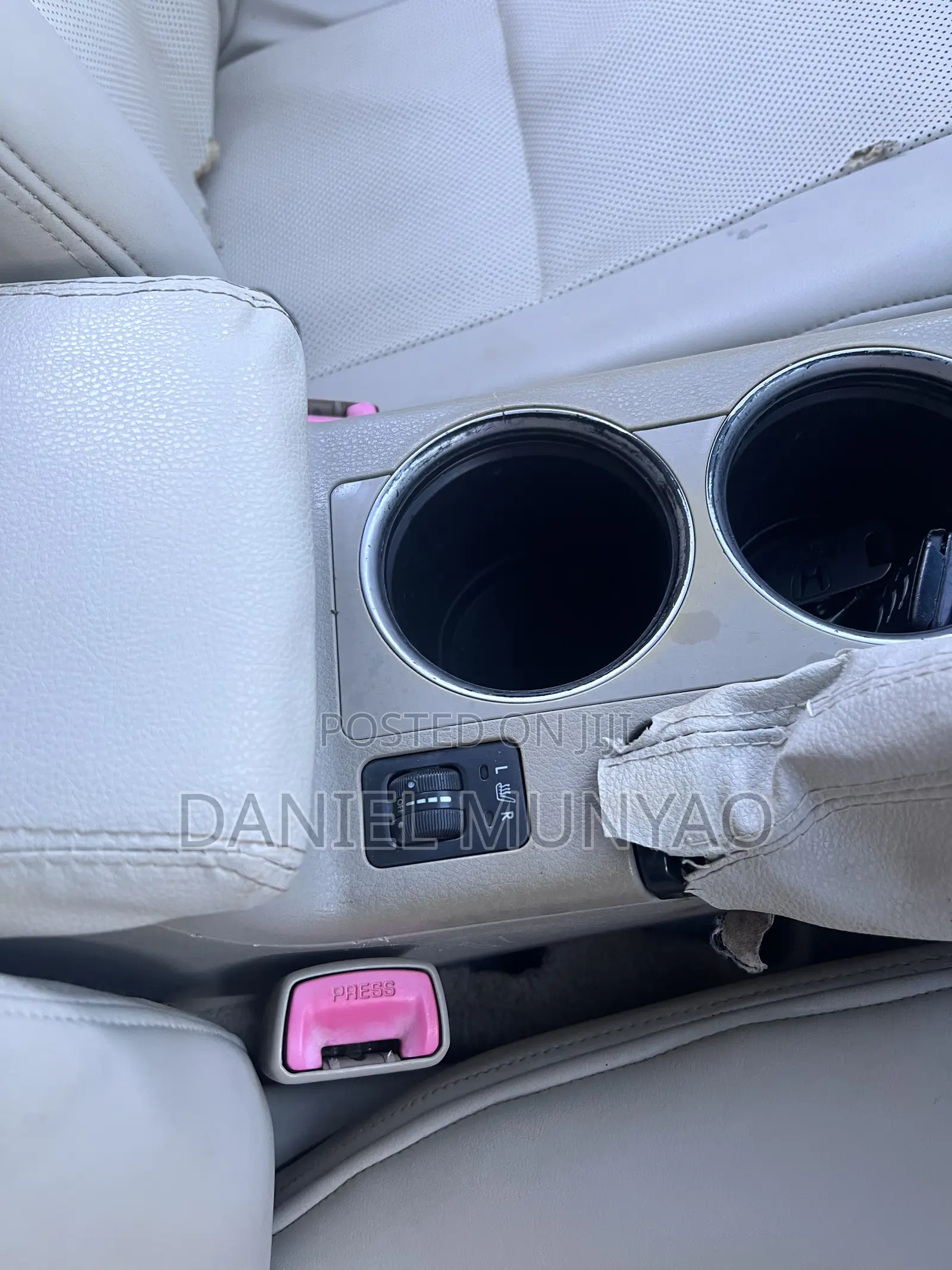 Subaru Legacy 2008 White