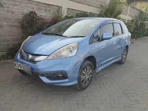 Honda Fit Shuttle 2015 Blue