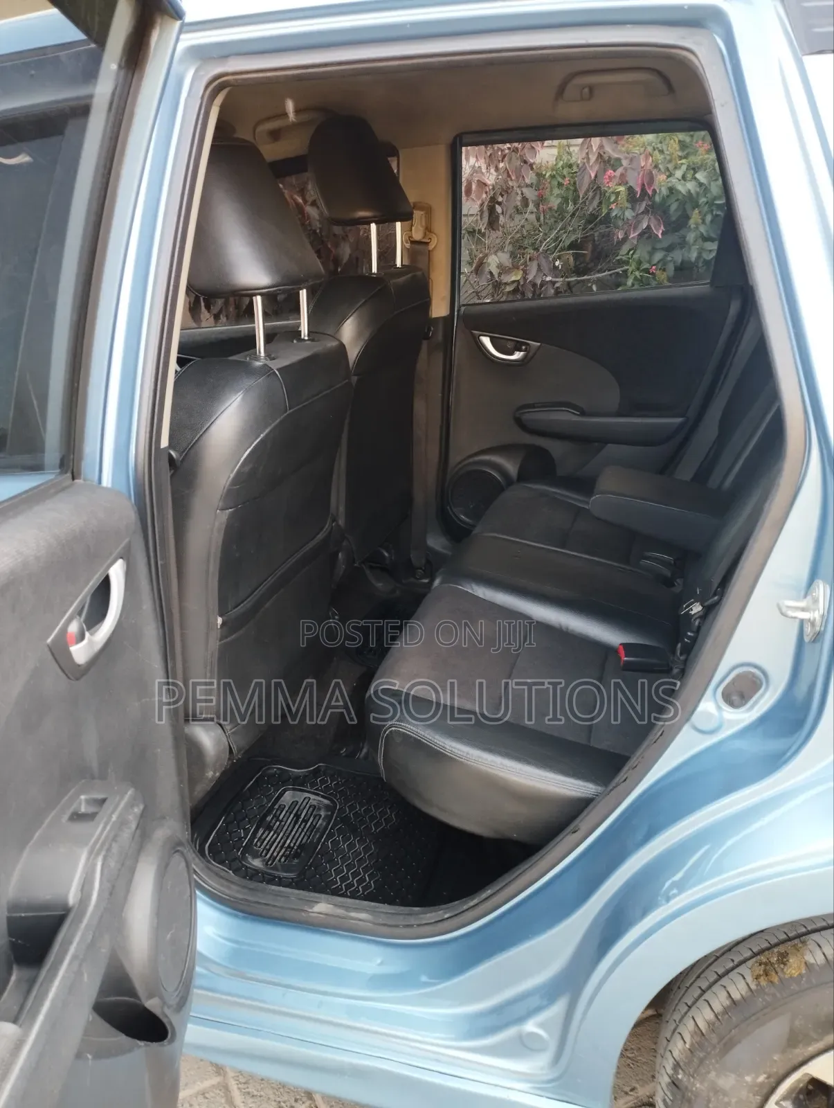 Honda Fit Shuttle 2015 Blue