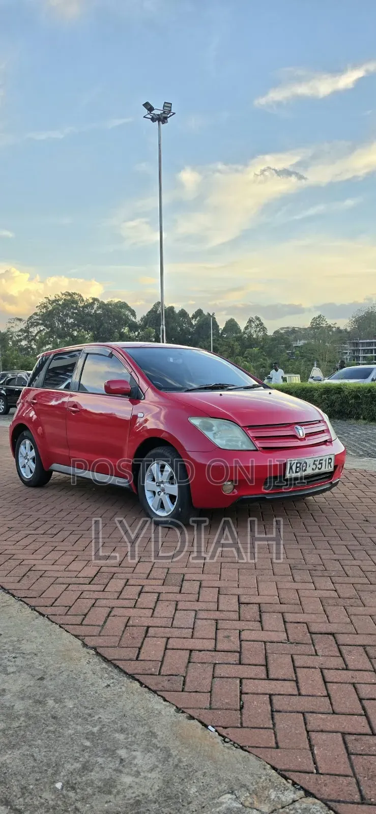 Toyota IST 2005 Red
