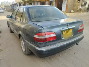 Toyota Corolla 2000 Gray