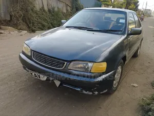Toyota Corolla 2000 Gray