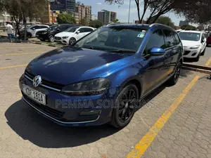 Volkswagen Golf 2016 Blue