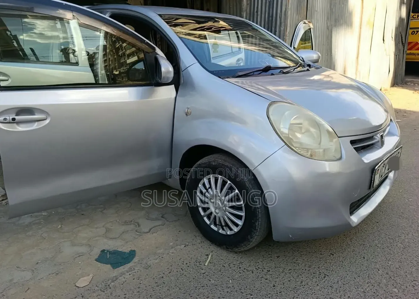 Toyota Passo 2013