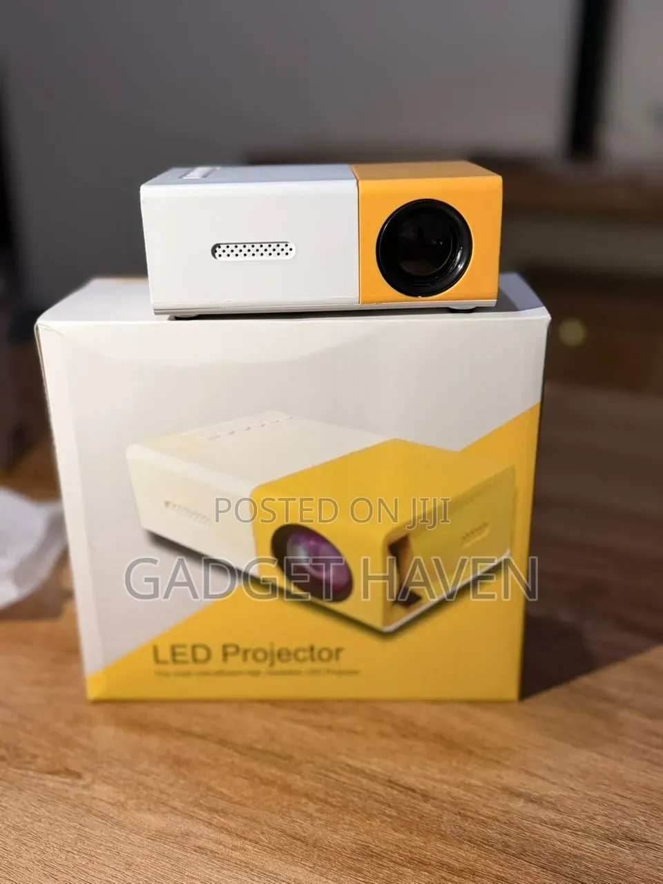 YG300 Mini Projector for Home Entertainment