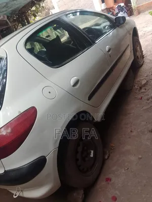 Peugeot 206 2003 White