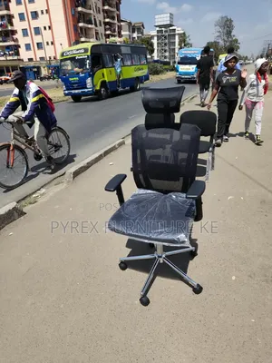 Managerial Mesh Chair - High Back Office Chair With Headrest