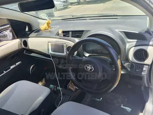 Toyota Vitz 2012 Blue