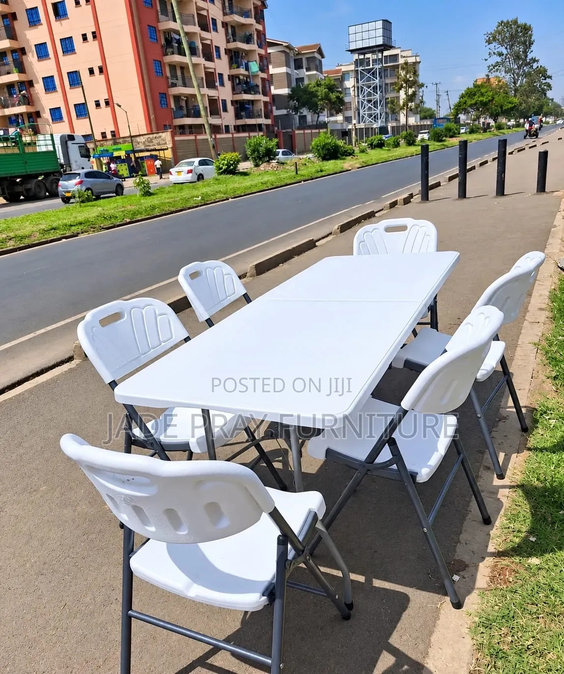 Foldable Table/Conference Table