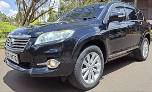 Toyota Vanguard 2011 Black