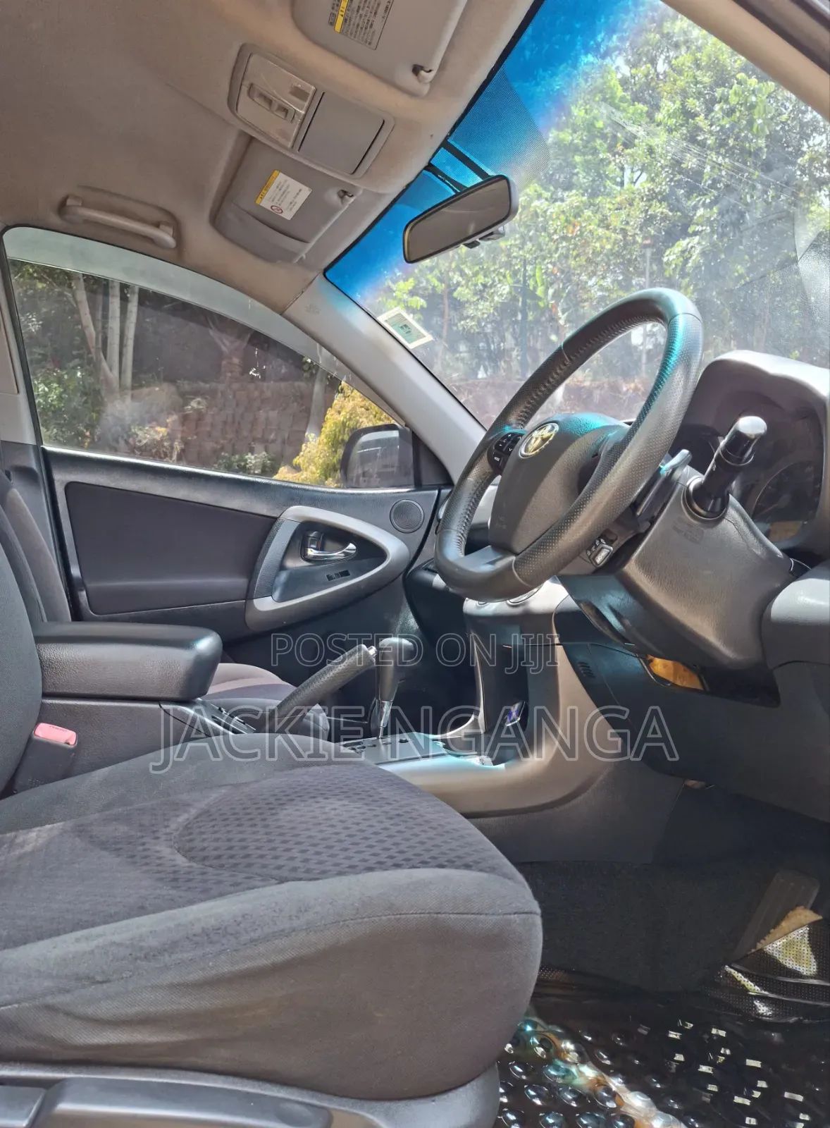Toyota Vanguard 2011 Black