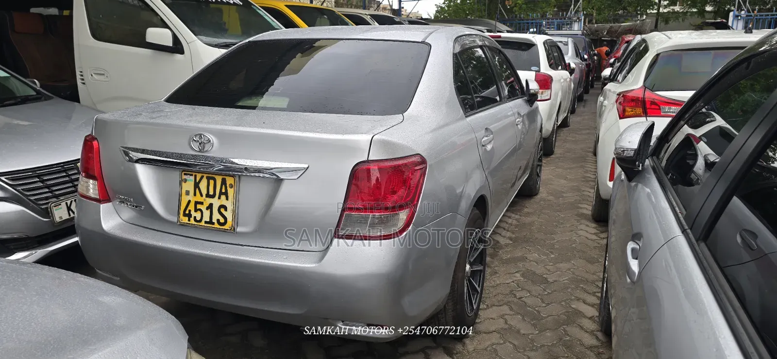 Toyota Axio 2015 Silver