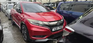 Honda Vezel 2018 Red
