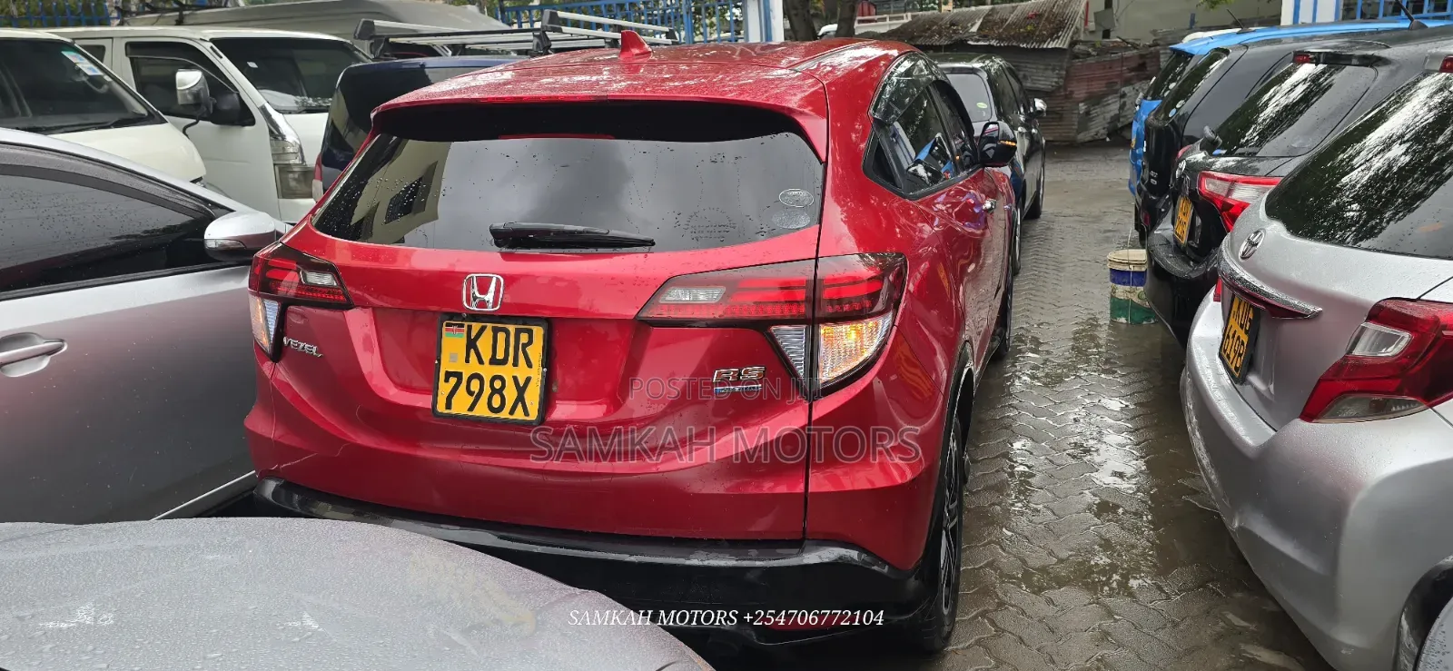 Honda Vezel 2018 Red