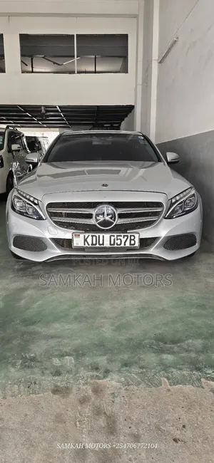 Mercedes-Benz C200 2019 Silver