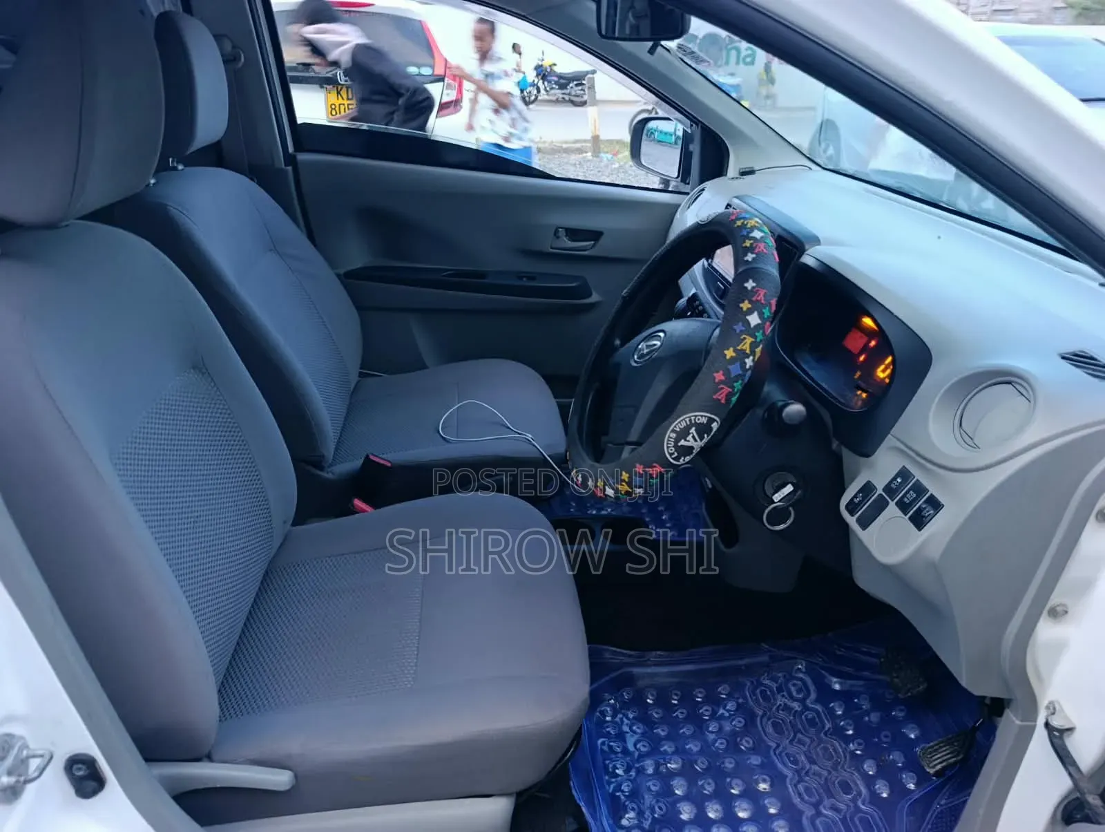 Daihatsu Mira 2017 White
