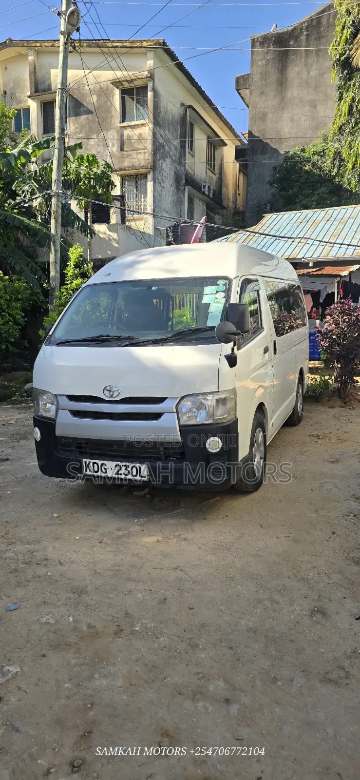 Toyota HiAce 2016 White