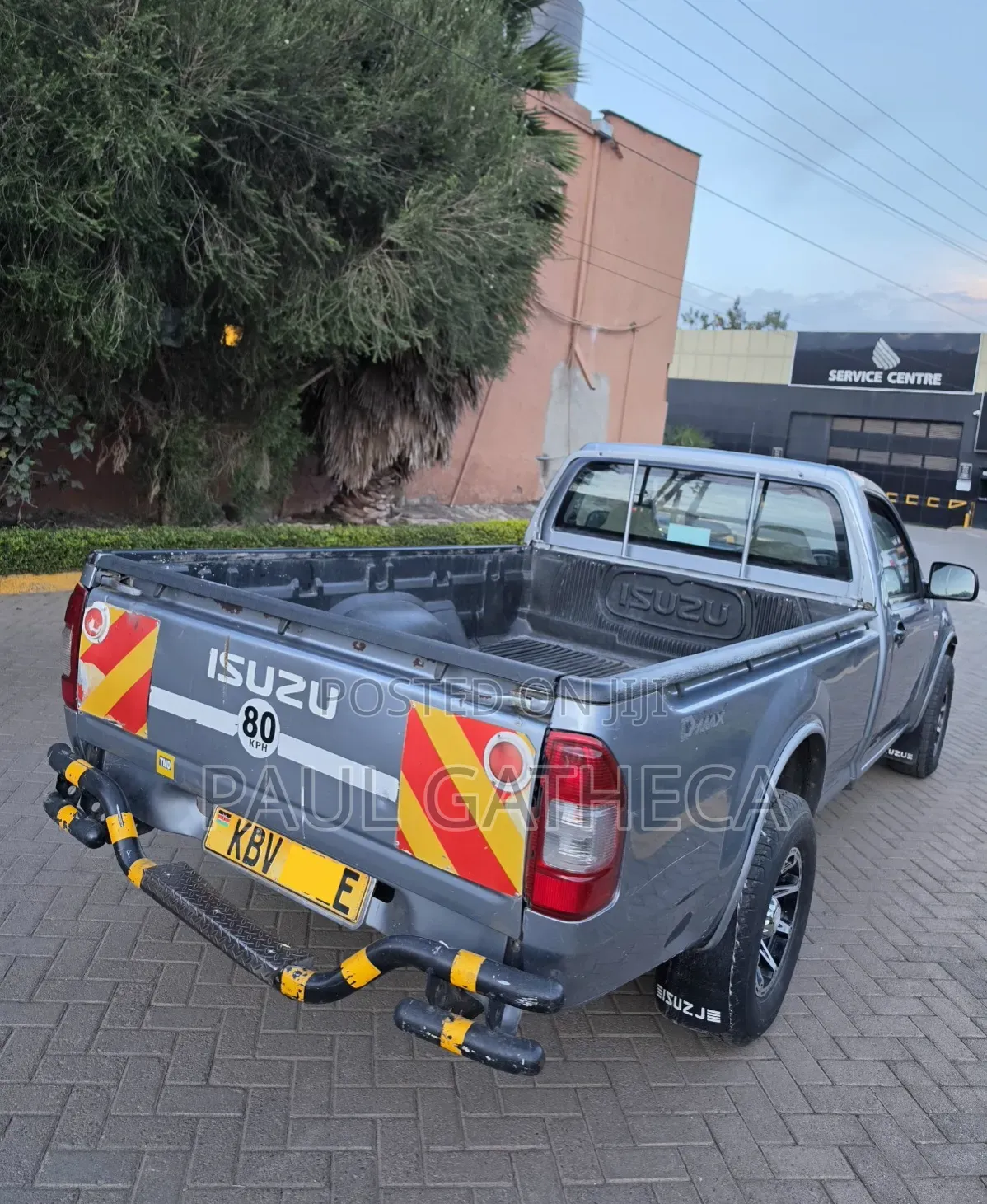 Isuzu D-MAX 2013 Gray