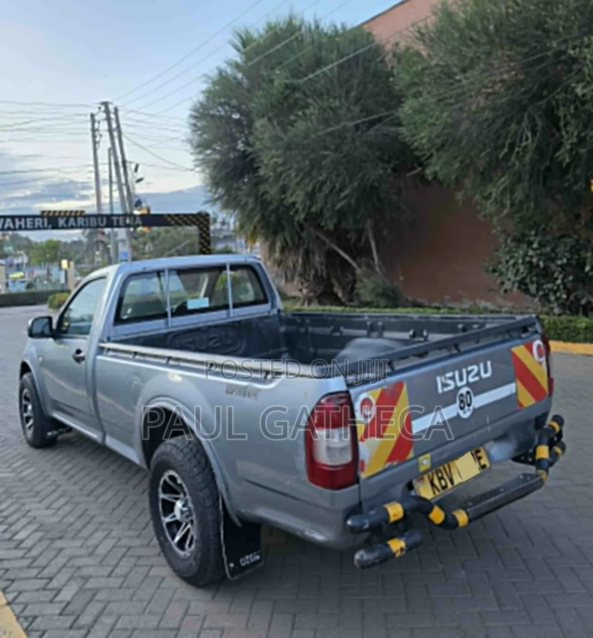 Isuzu D-MAX 2013 Gray