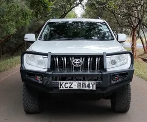 Toyota Land Cruiser Prado 2013 White
