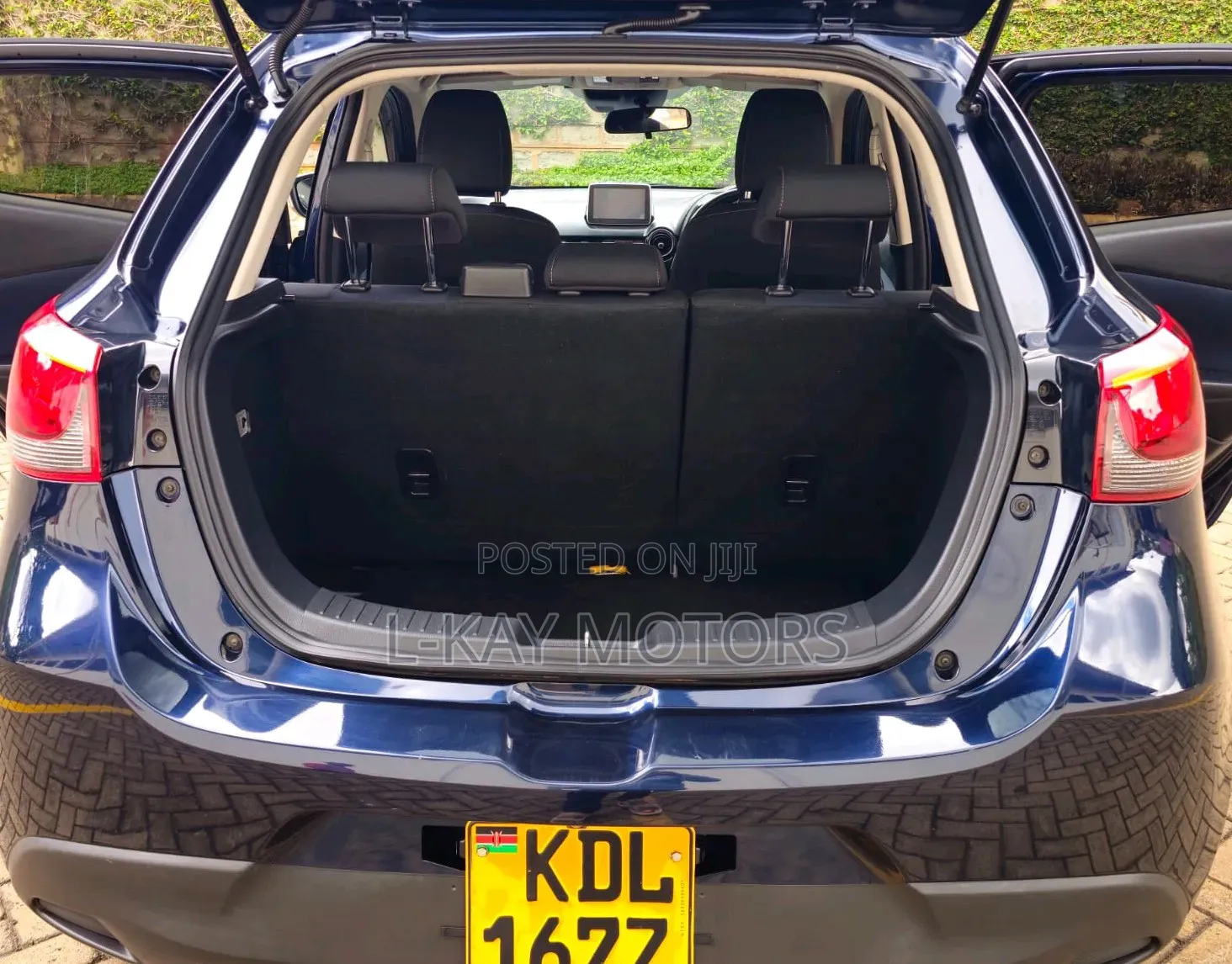 Mazda Demio 2016 Blue