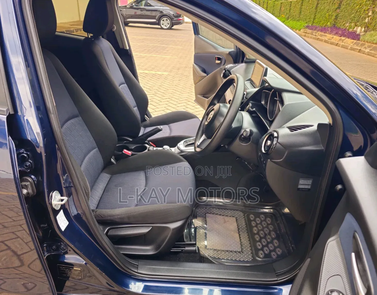 Mazda Demio 2016 Blue
