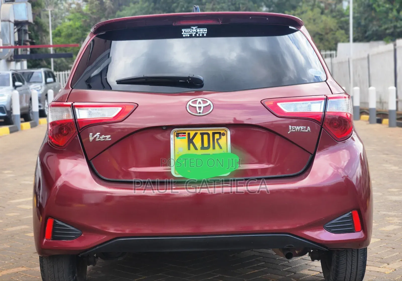 Toyota Vitz 2017 Maroon