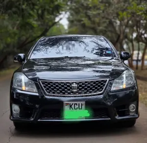 Toyota Crown 2012 Black