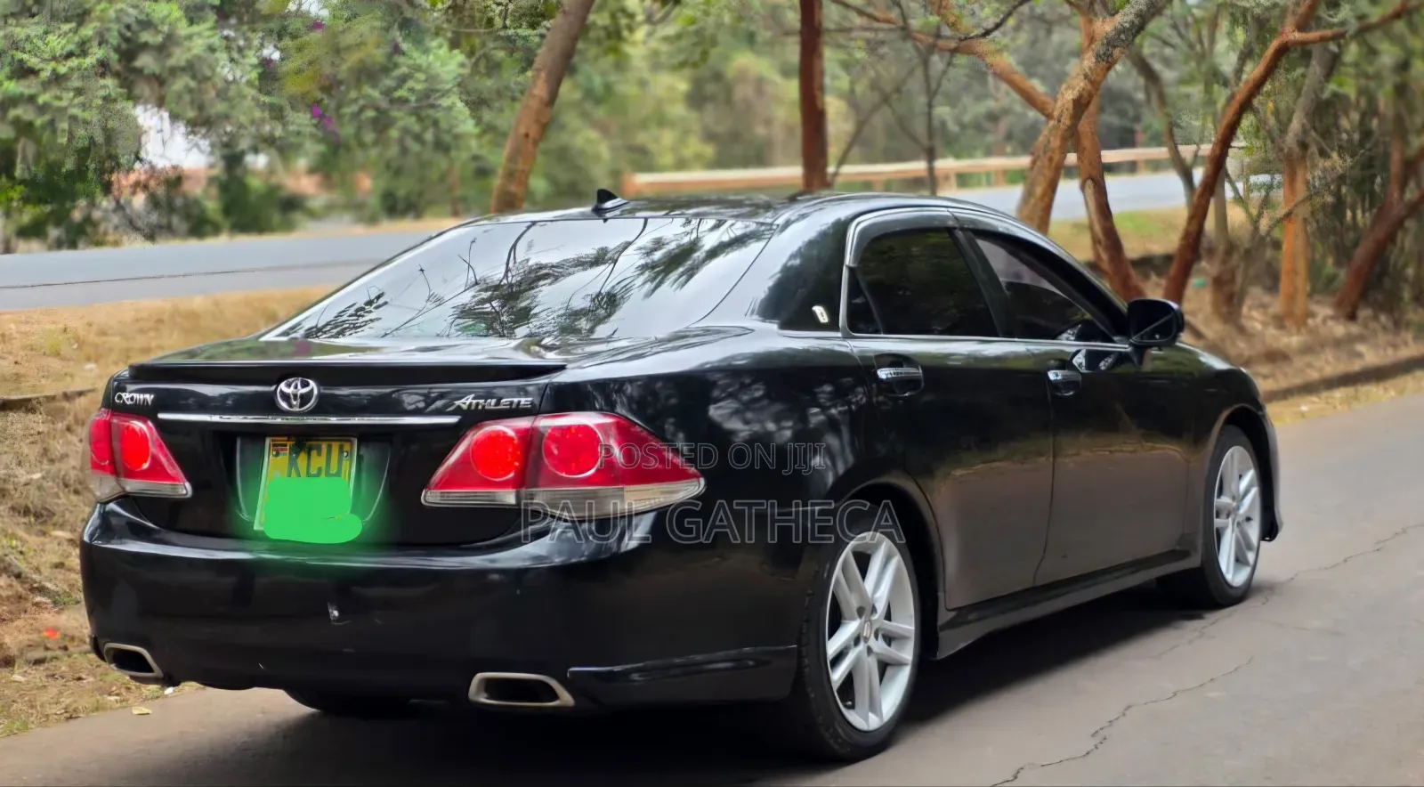 Toyota Crown 2012 Black