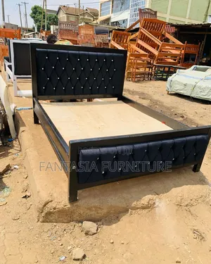 5x6 Black Chester Beds + Free Delivery