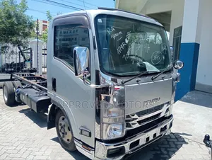 Isuzu NMR85 Chassis