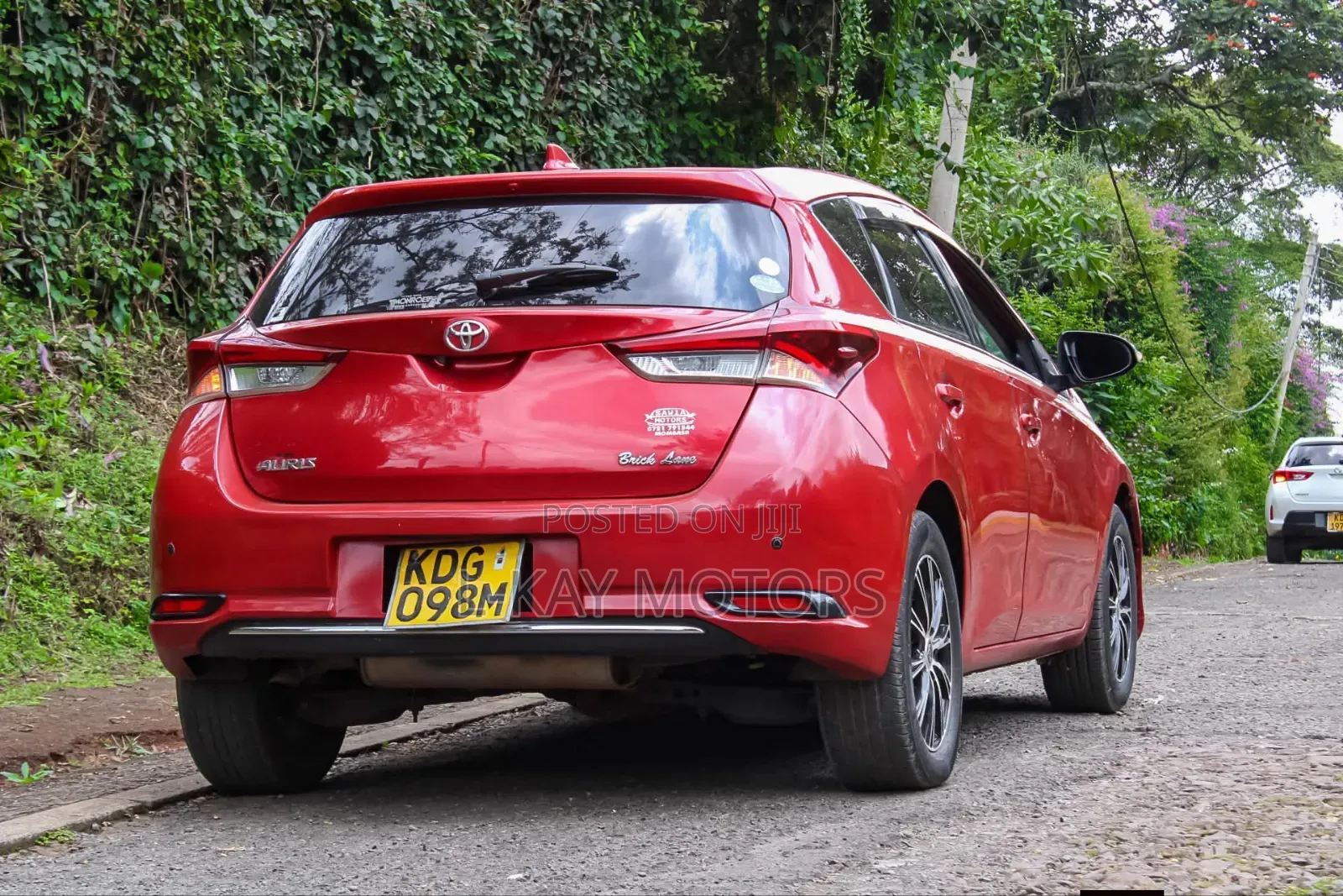 Toyota Auris 2016 Red