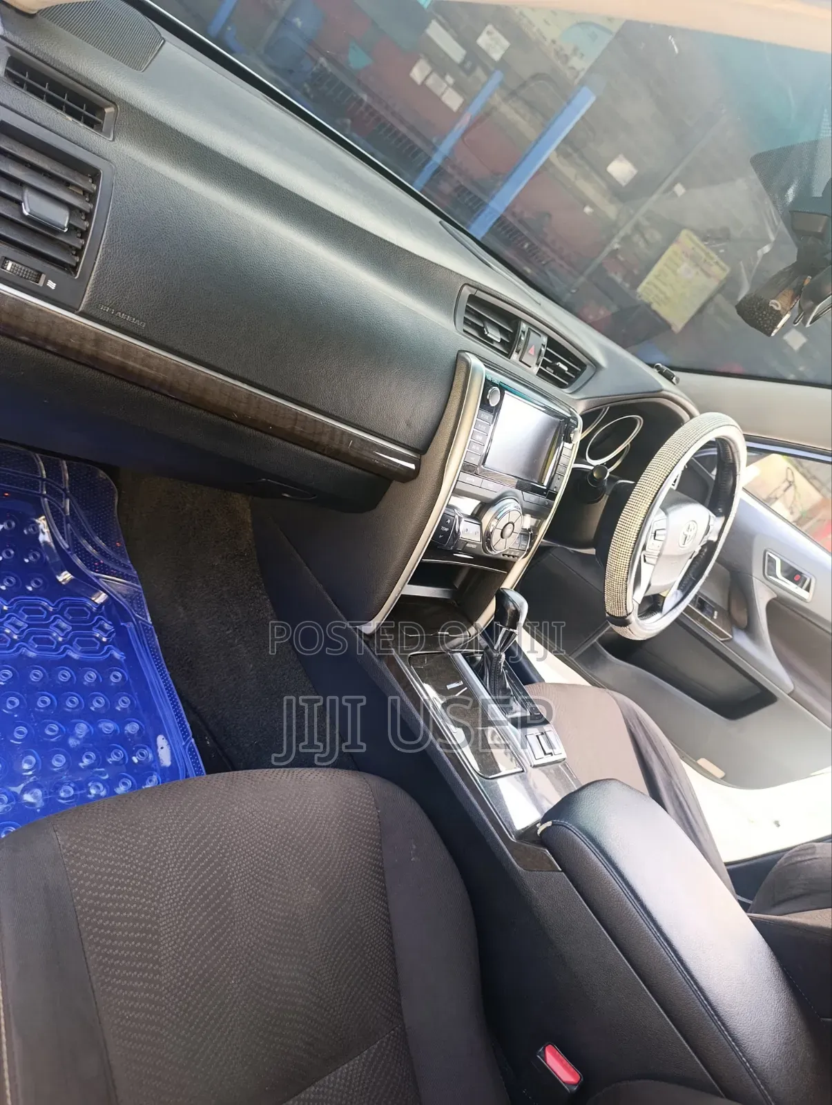 Toyota Mark X 2014 White