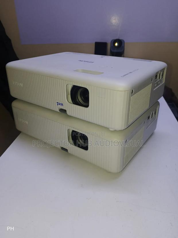 Epson C0-W01 Projector - main view