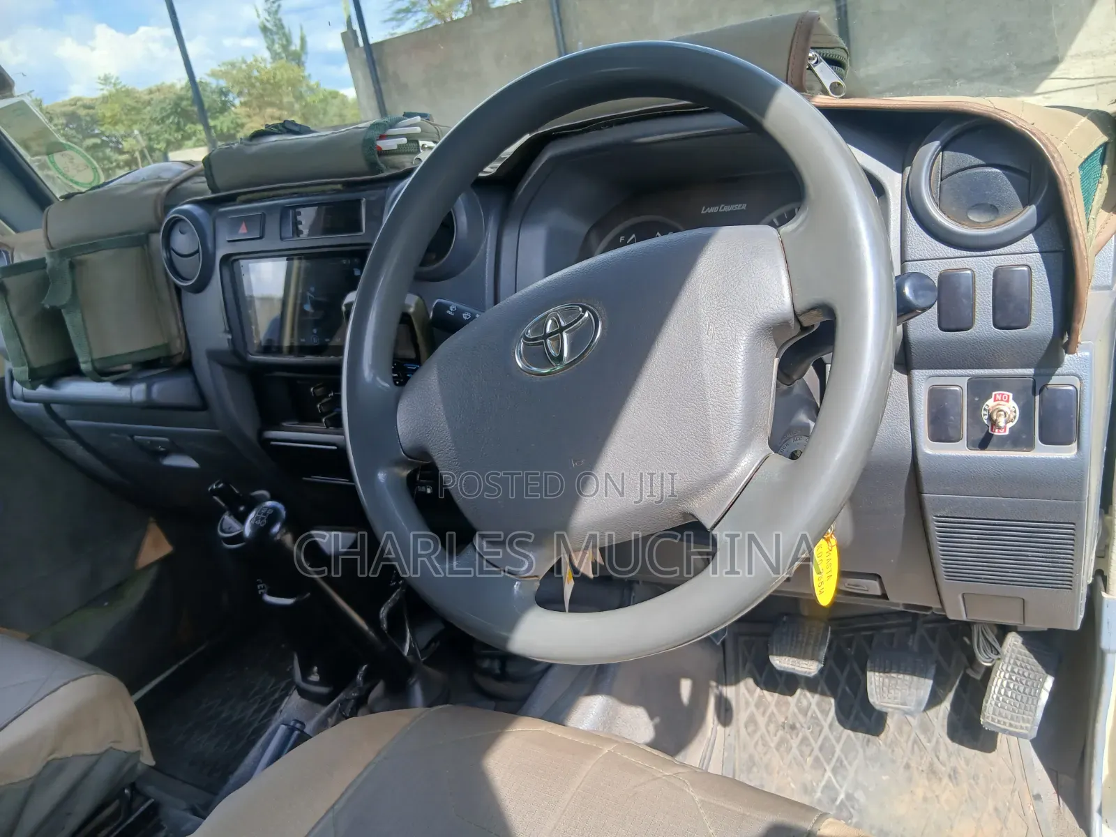 Toyota Land Cruiser 2016 Beige