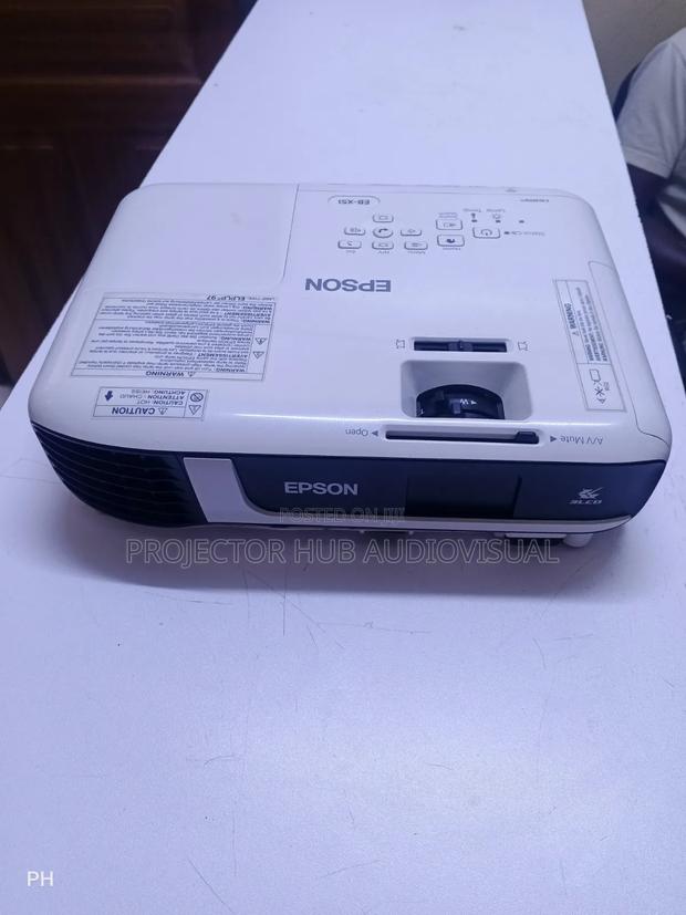 Epson EB-X51 - main view