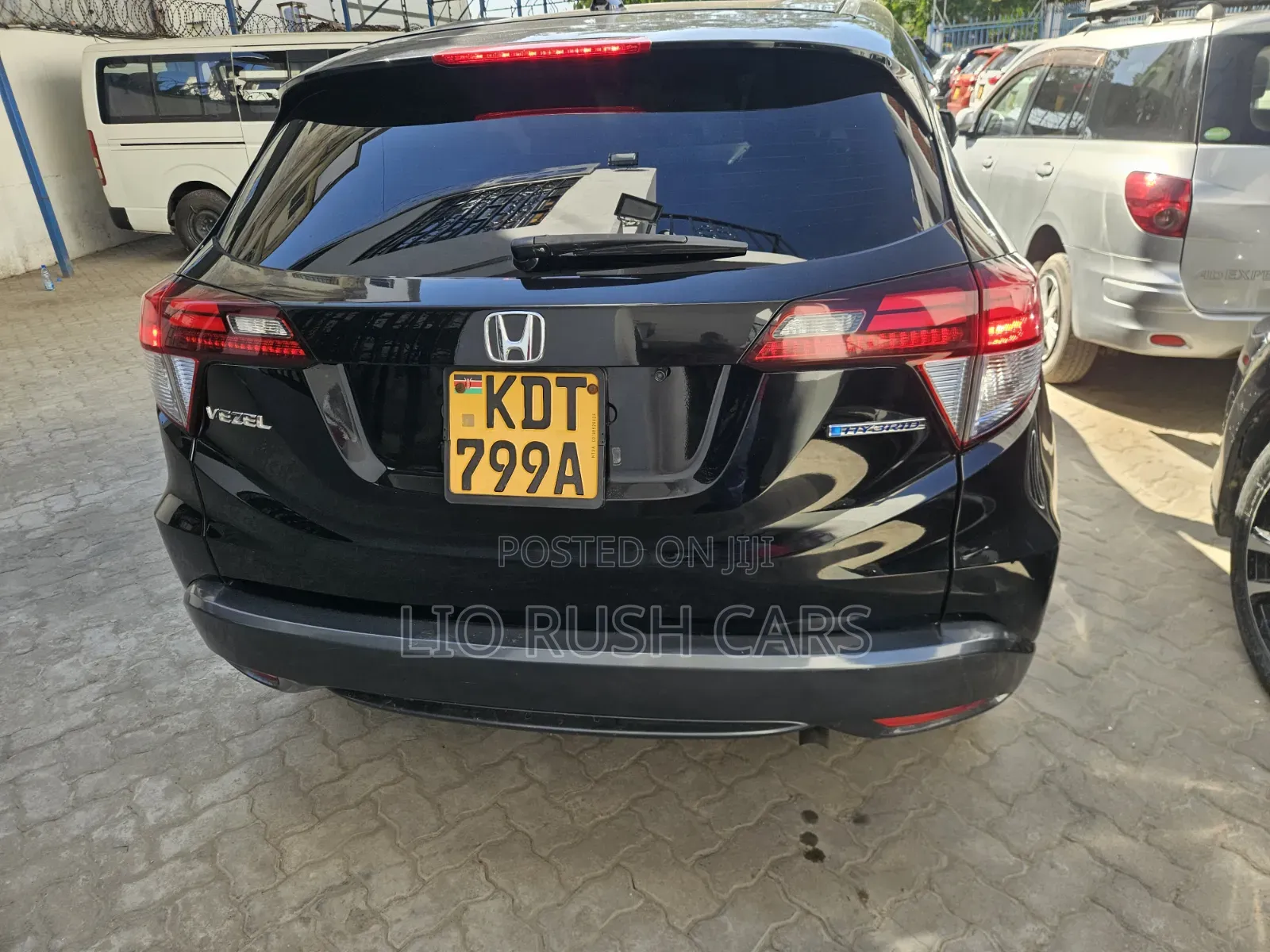 Honda Vezel 2018 Black