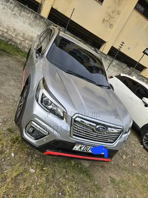 Subaru Forester 2019 Silver