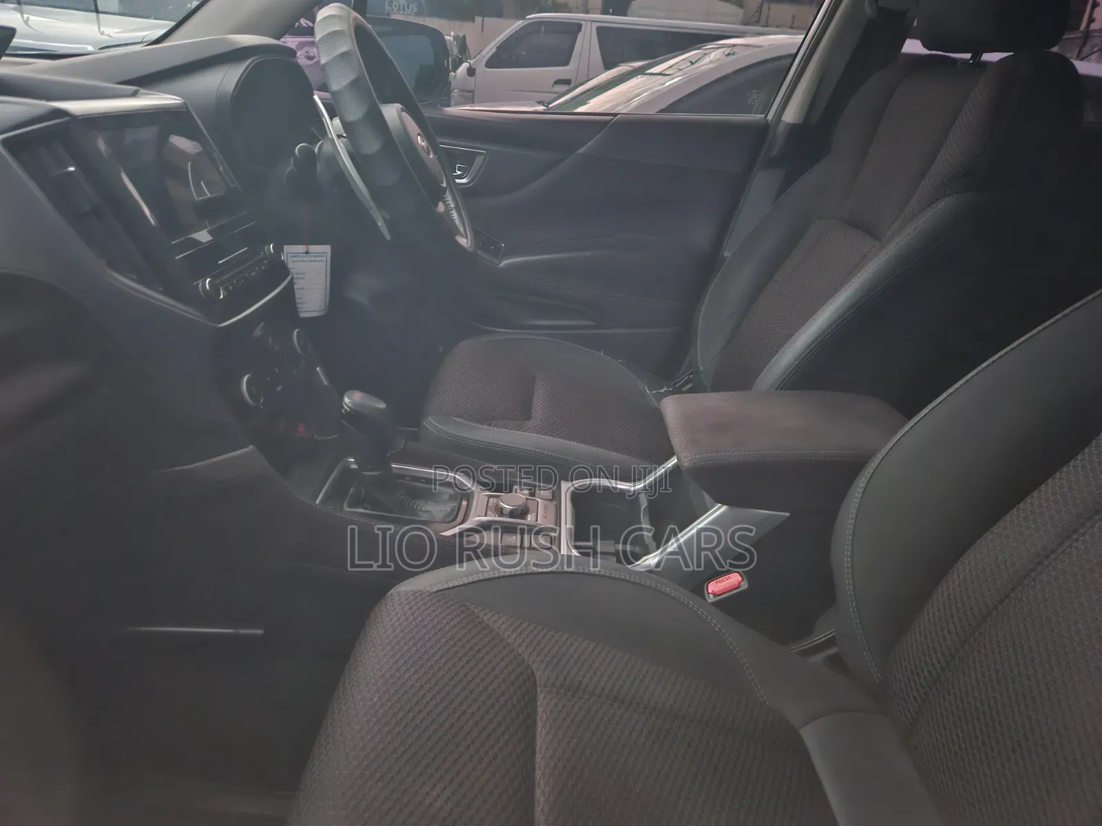 Subaru Forester 2019 Silver